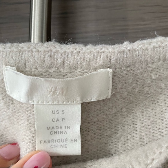H&M Cream Square Neck Sweater - Picture 3 of 4